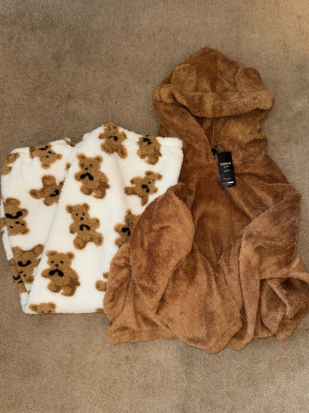 NWT SHEIN FIT+ Sherpa Bear Pajama Set Size US Top 32/34 Bottoms 30